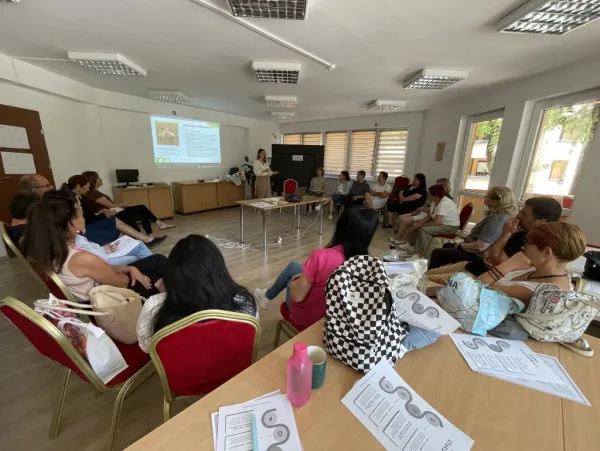 „Odafigyelni, jelen lenni, kapcsolódni” – Élménybeszámoló egy különleges képzésről